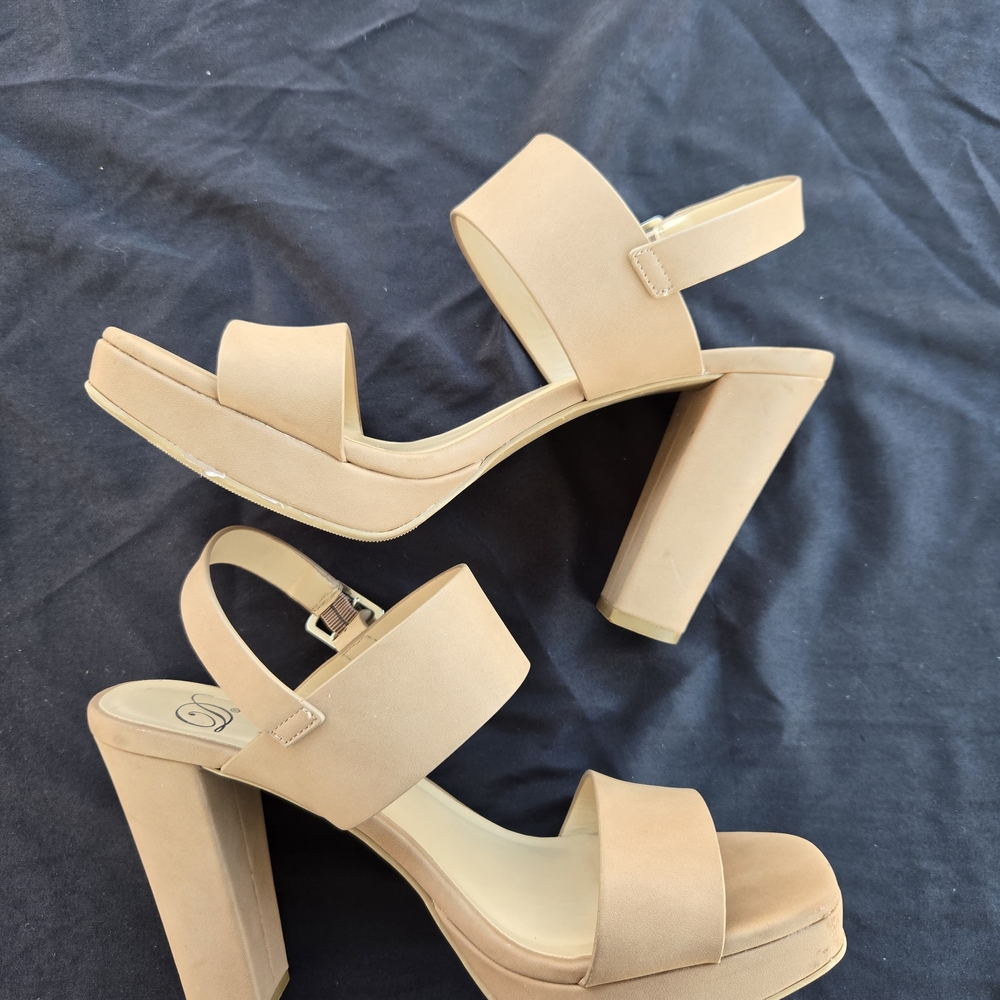 Women’s Nude Platform Block Heel